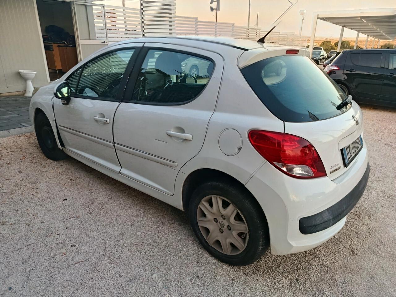Peugeot 207 1.4 HDi 70CV 5p. Energie