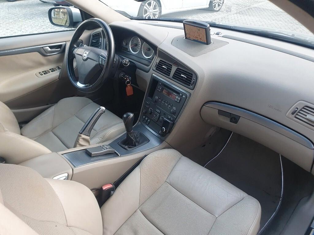 Volvo V70 2.4 D5 Sport AWD omologata 7 posti