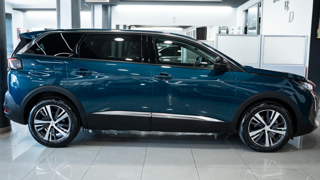 Peugeot 5008 1.5 BLUEHDI ALLURE PACK EAT8 7 POSTI S&S 131 CV AUTO VIRTUAL FULL OPTIONAL