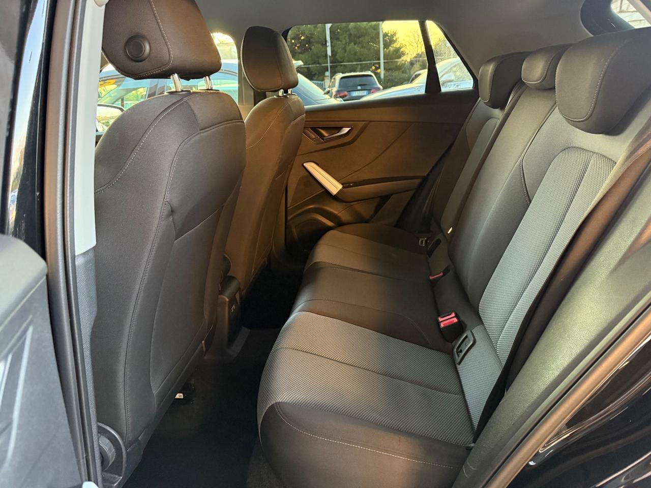 Audi Q2 35 TDI S tronic Identity Black FINANZIAMENTO INTERO IMPORTO CON MINI RATE