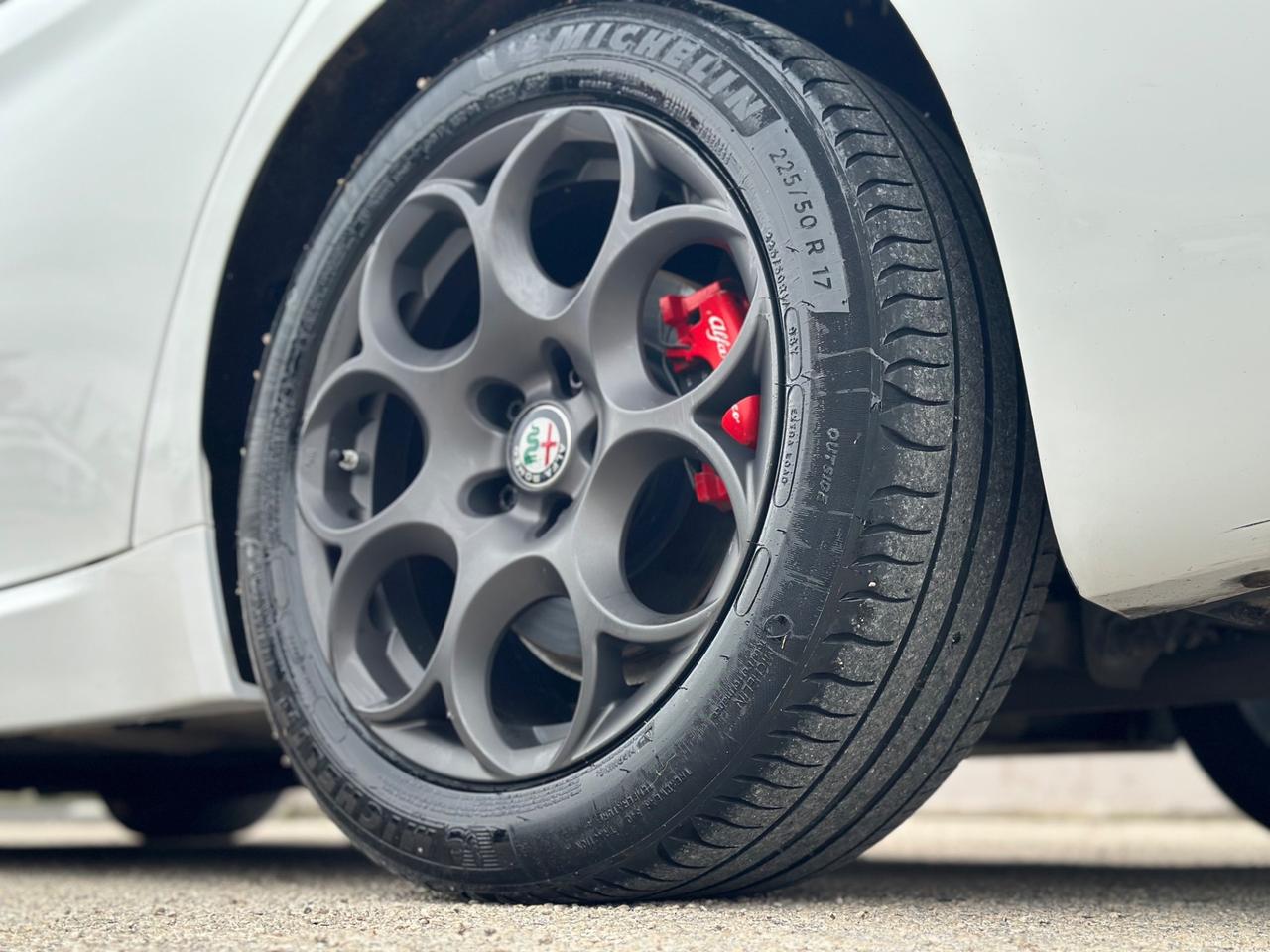 Alfa Romeo Giulia 2017 2.2 150 CV Launch Edition