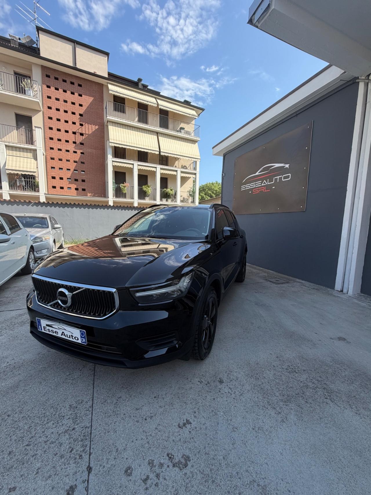 Volvo XC40 D4 AWD Geartronic Momentum