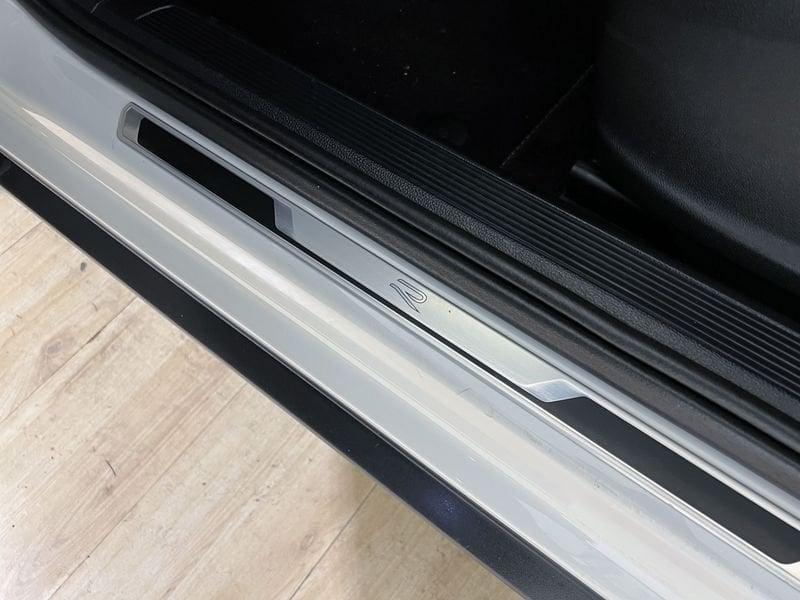 Volkswagen T-Roc T-Roc 2.0 TDI SCR R-Line