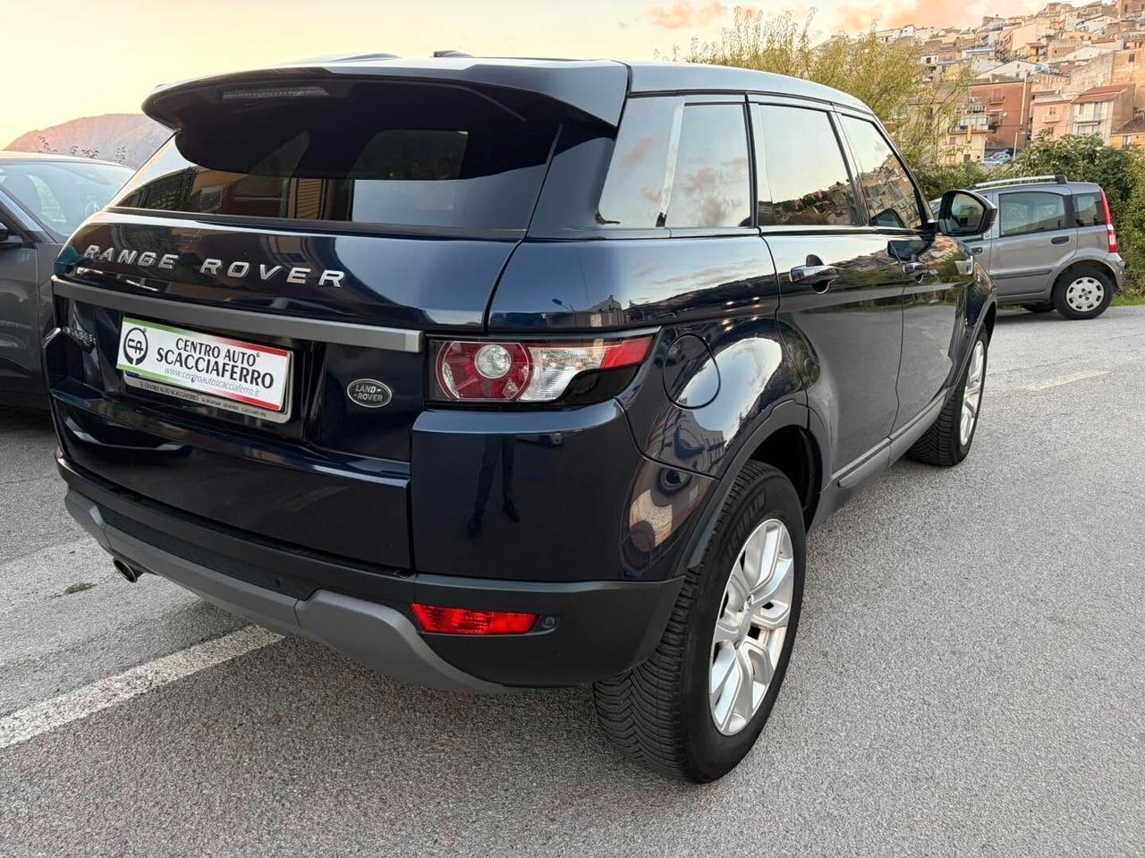 Land Rover Range Evoque 2.2 TD4 5p. Loire Edition Pure Tech