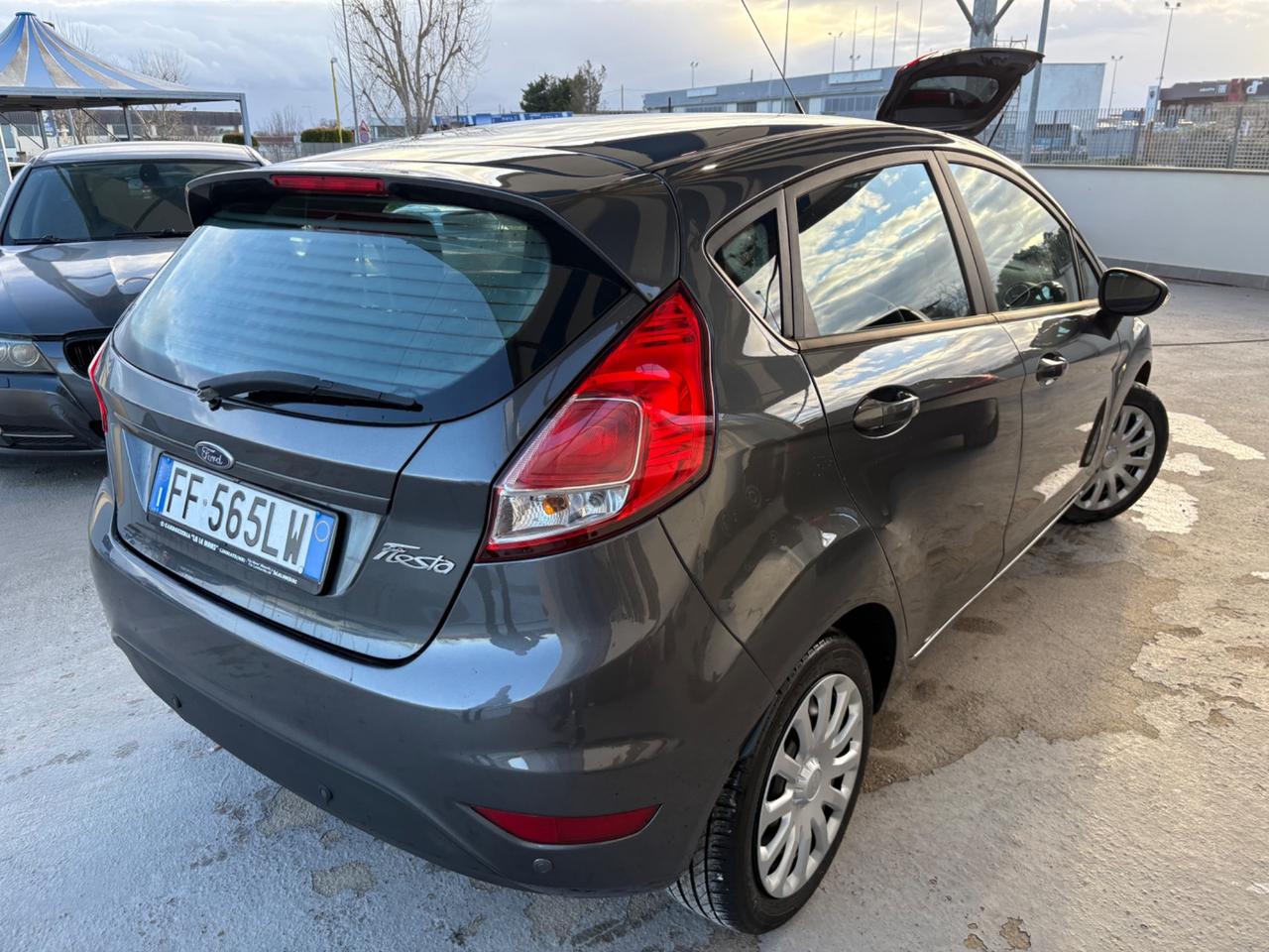 Ford Fiesta 1.5 TDCi 75CV 5 porte Business