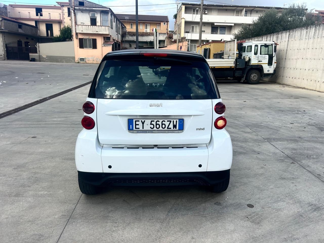 Smart ForTwo 1000 45 kW MHD coupé pure
