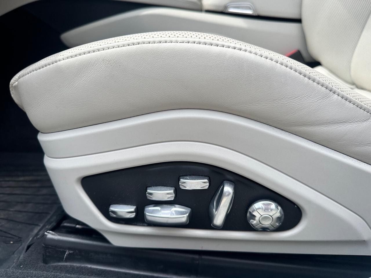 Porsche Panamera 4.0 Turbo