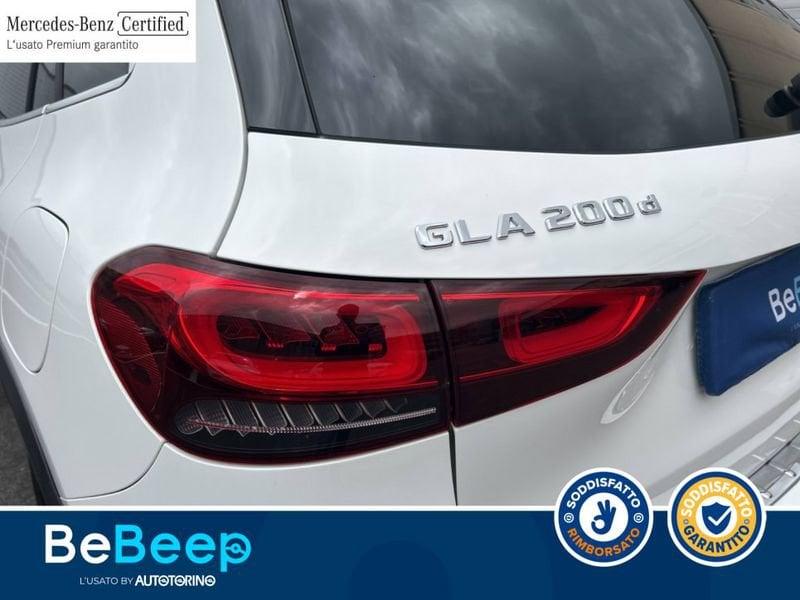 Mercedes-Benz GLA 200 D PREMIUM AUTO