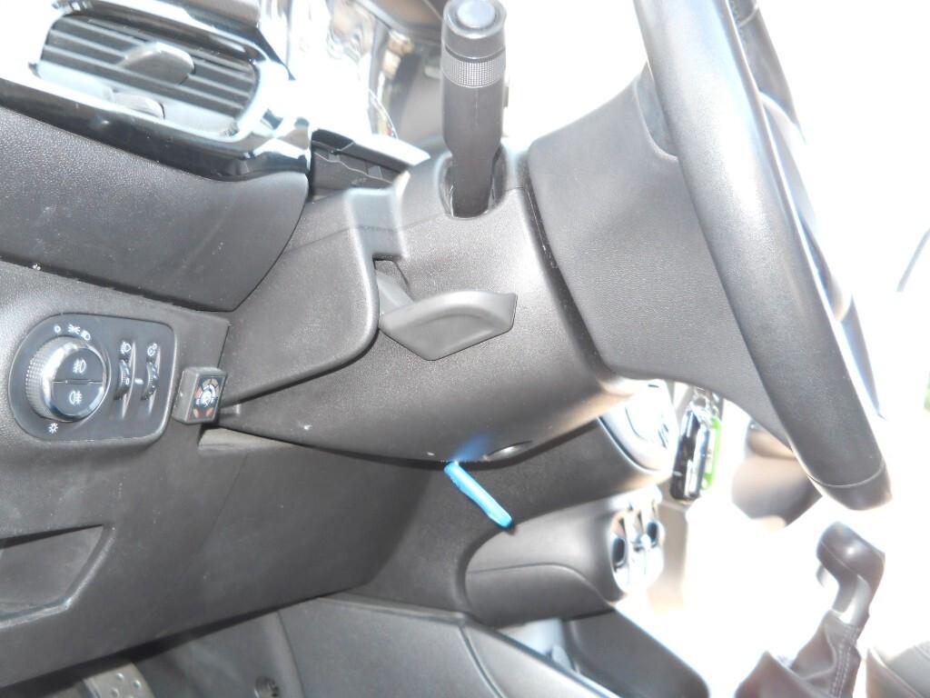 Opel Corsa 1.4 90CV GPL Tech 5 porte 120 Anniversary