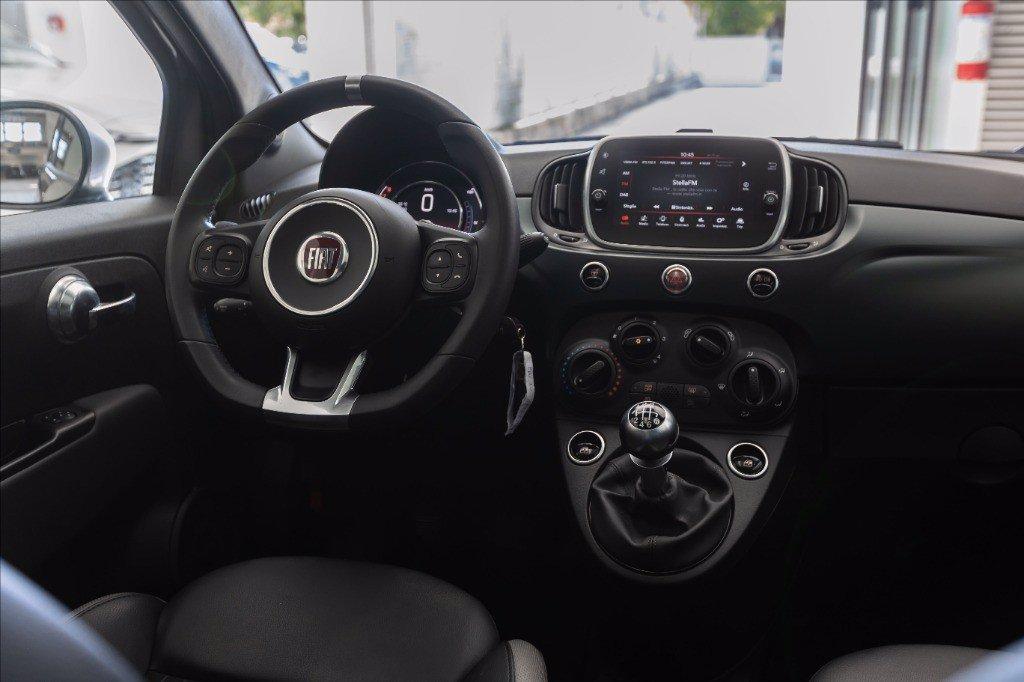 FIAT 500 1.0 hybrid Rockstar 70cv del 2021
