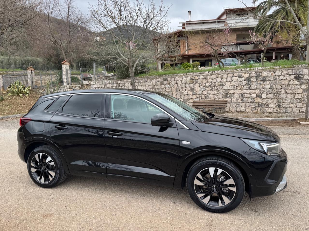 Opel Grandland 1.5 diesel Ecotec aut. Business Elegance