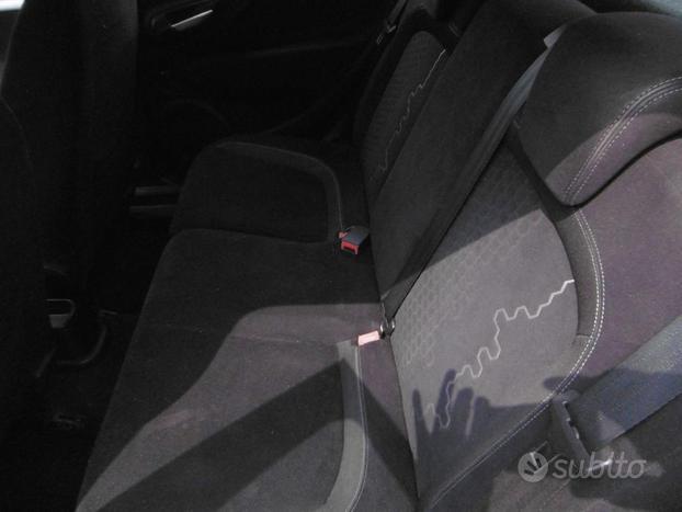 FIAT Punto 1.4 8V 5 porte Natural Power Lounge