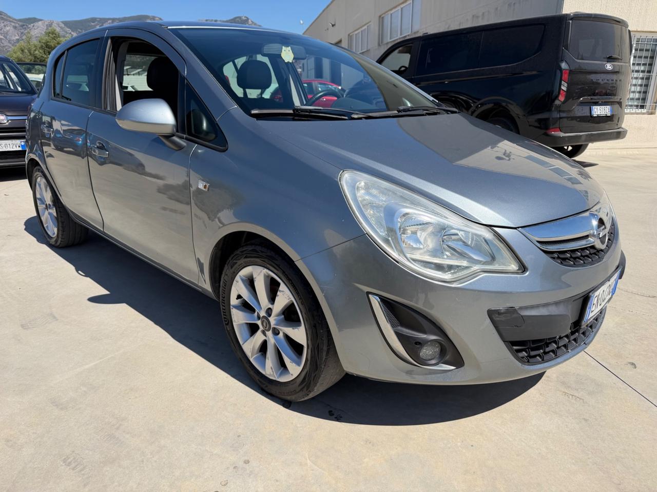 Opel Corsa 1.2 5 porte Sport 2012