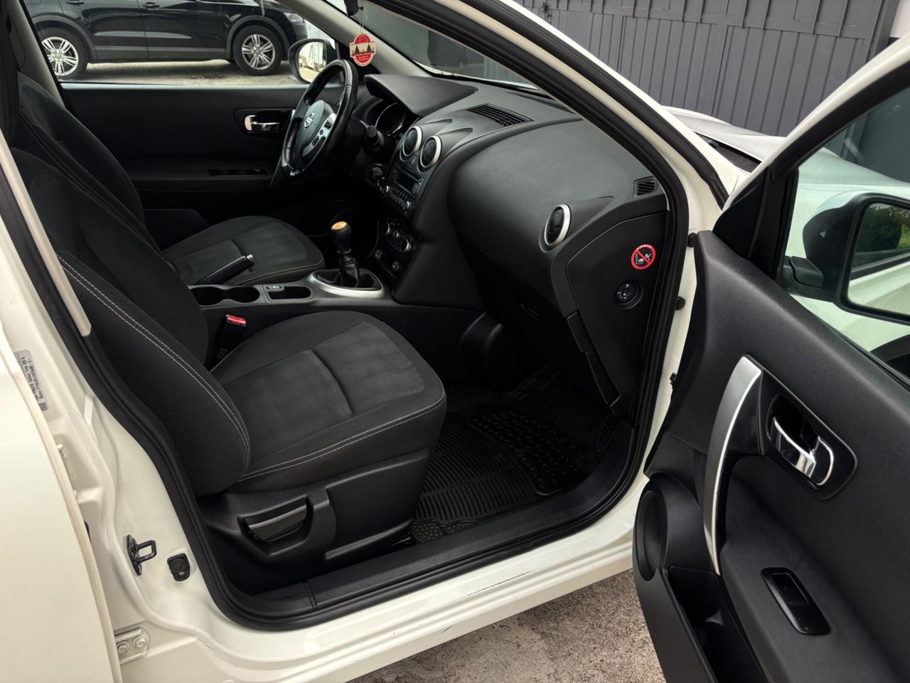 Nissan Qashqai 2.0 dCi . Garanzia 12 mesi
