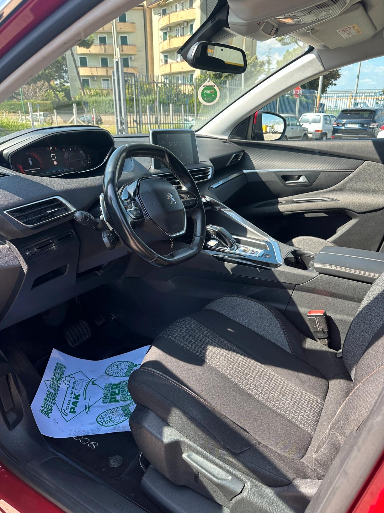 Peugeot 3008 BlueHDi 130 S&S Allure