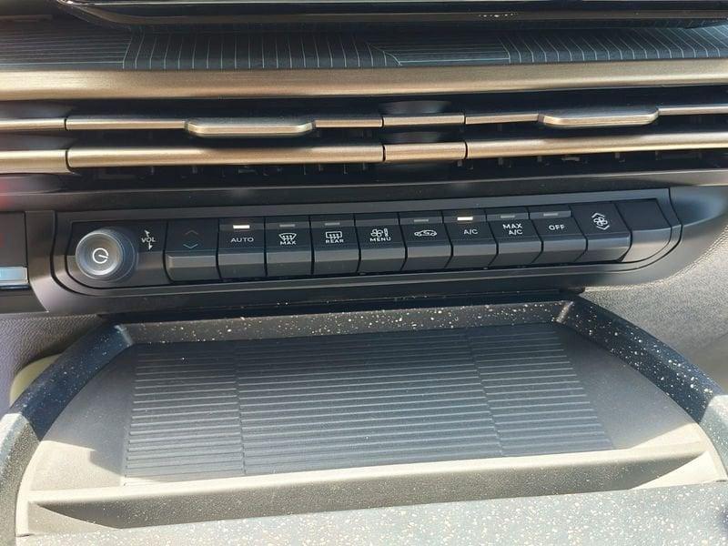 Lancia Ypsilon Ypsilon Hybrid e-DCT