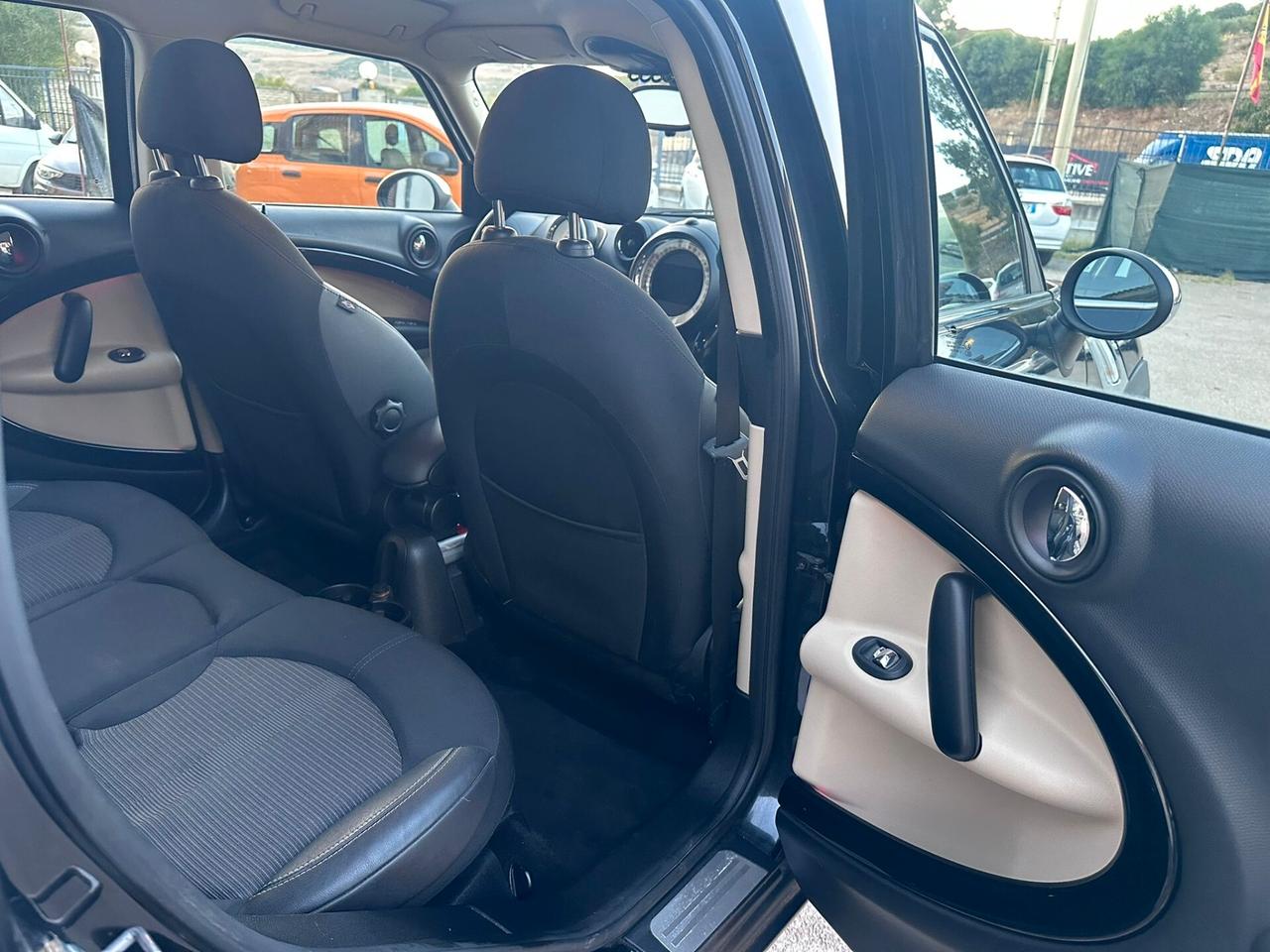 Mini Cooper Countryman 2.0 D Automatica