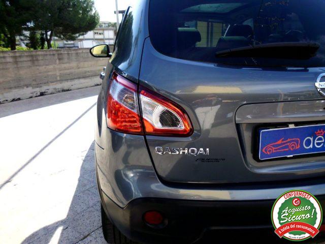 NISSAN Qashqai 2.0 dCi DPF Tekna 4X4