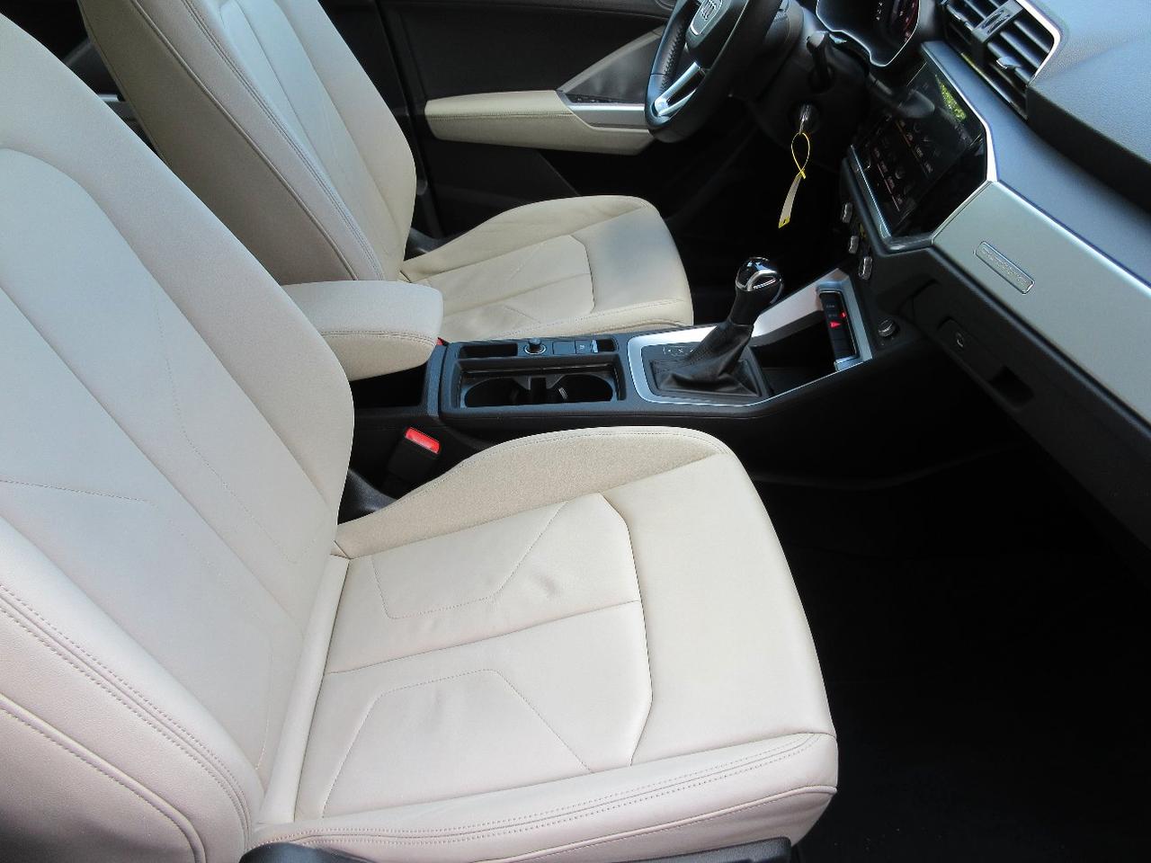 Audi Q3 40 2.0 tdi Business quattro 190cv s-tronic