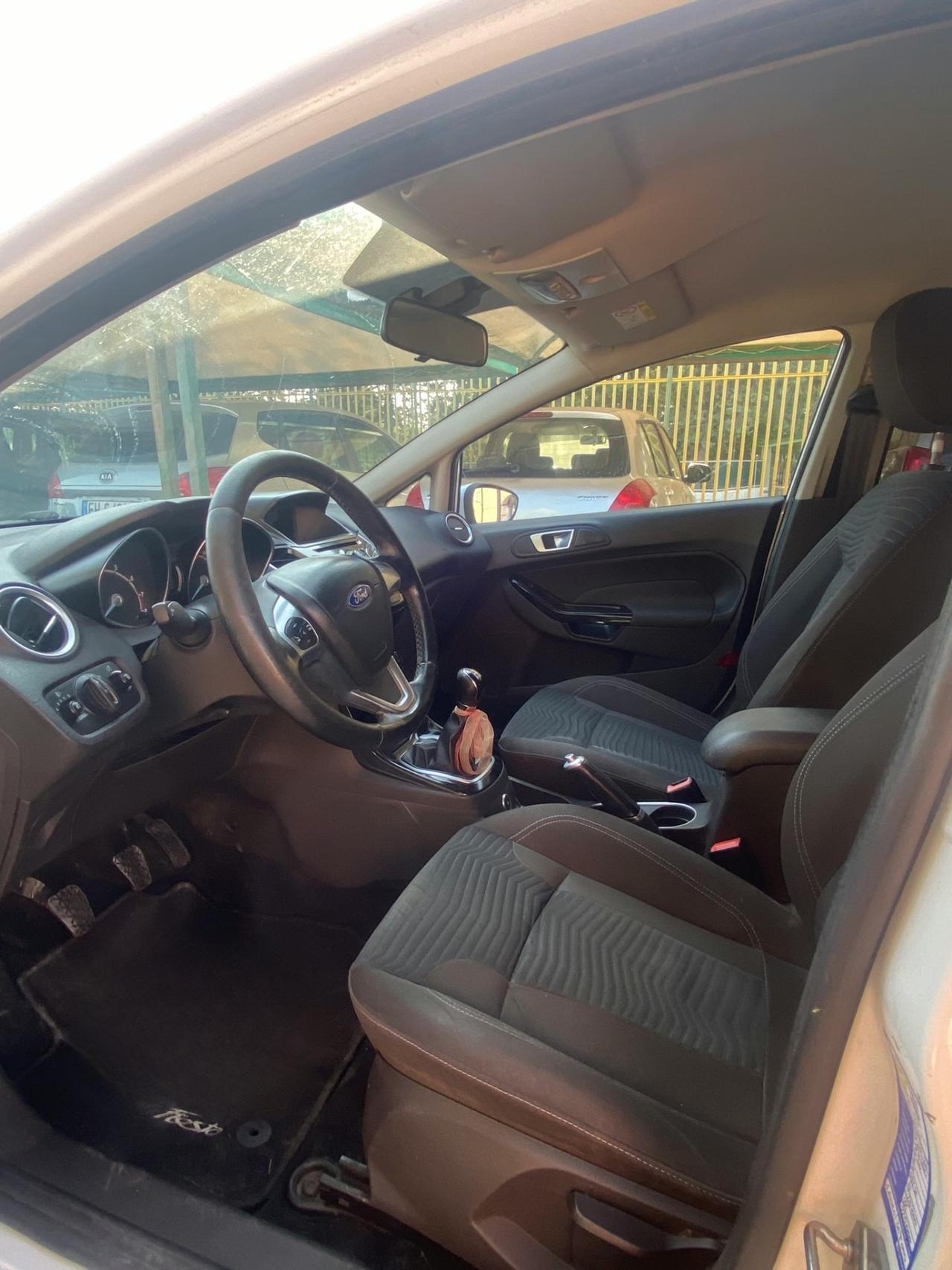 Ford Fiesta 1.4 5p. Bz.- GPL Titanium