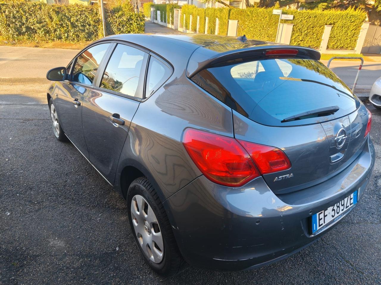 Opel Astra 1.4 100CV 5 porte Elective