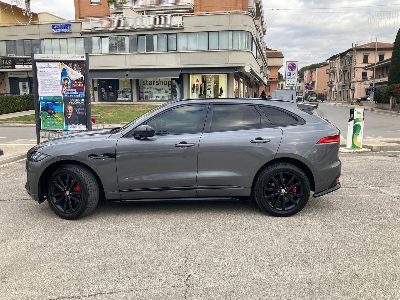 Jaguar F-Pace 2.0 20d Turbo R- #8436
