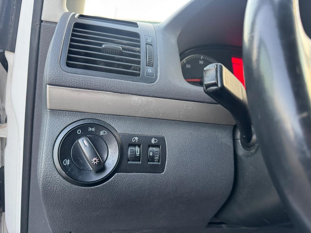 Volkswagen Touran 1.9 TDI 105CV DPF Trendline DSG