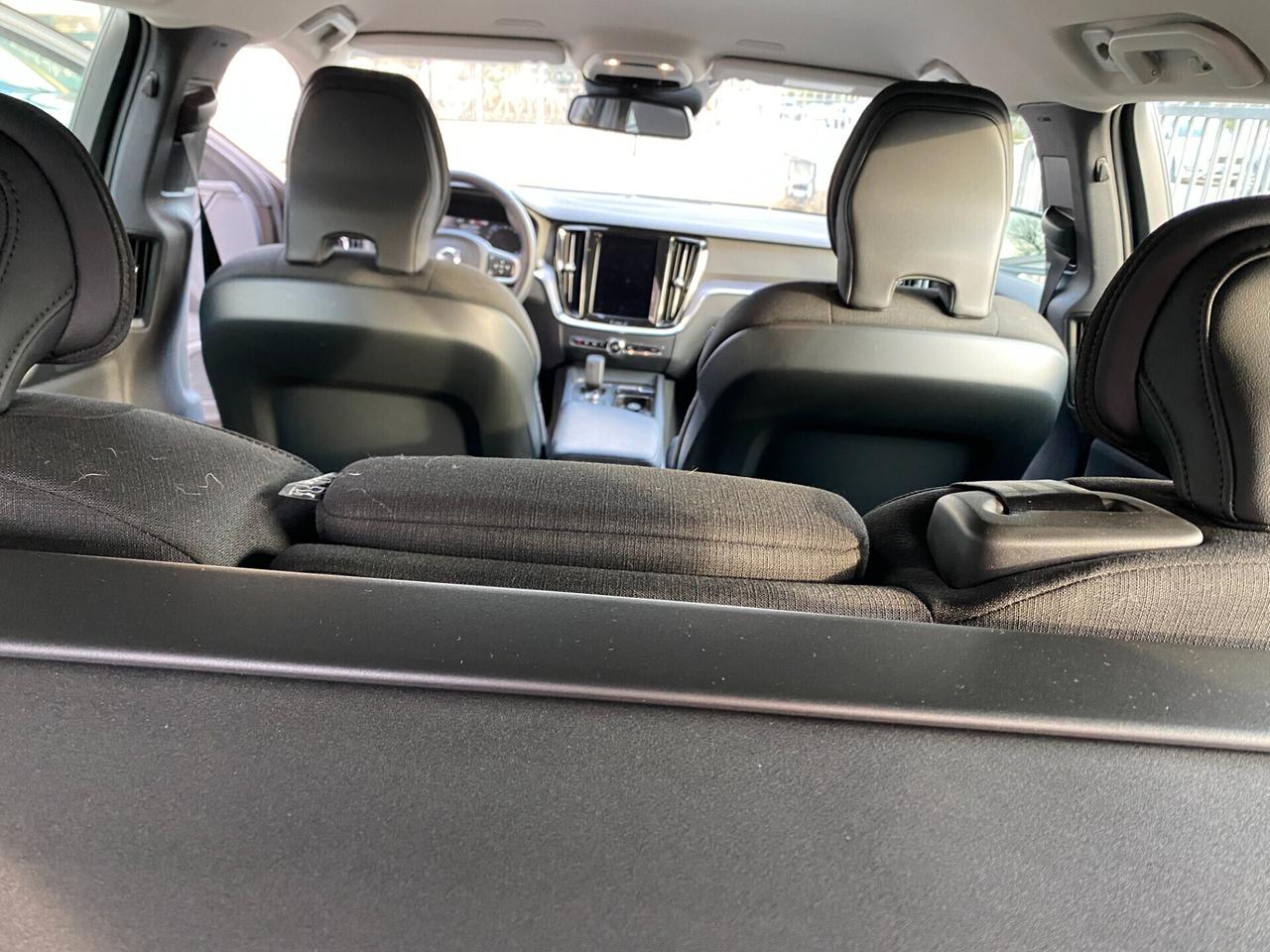 Volvo V60 B3 Geartronic Momentum Business - ibrida