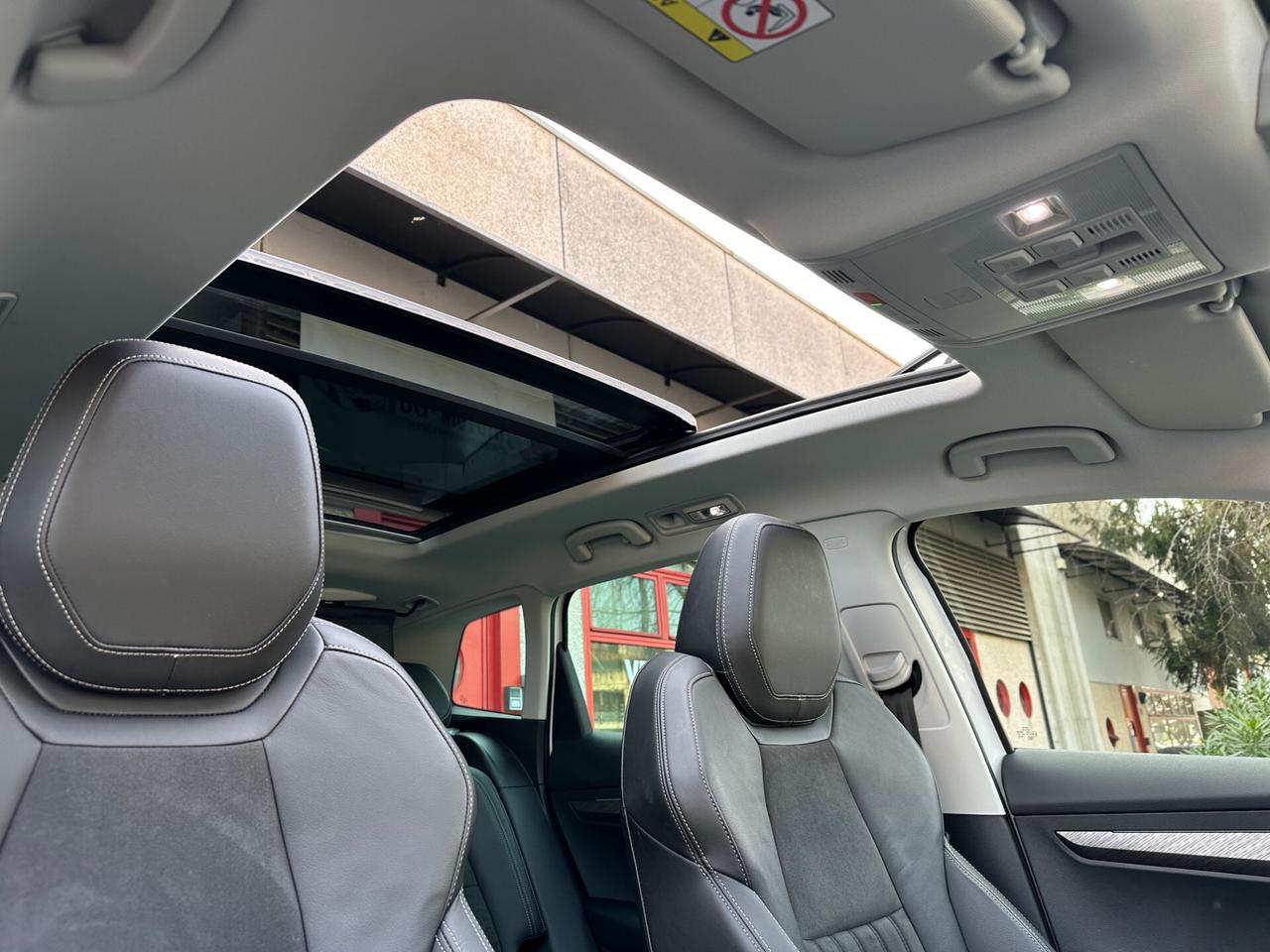 Skoda Karoq 1.5 tsi Executive dsg unipr. TETTO GARANZIA