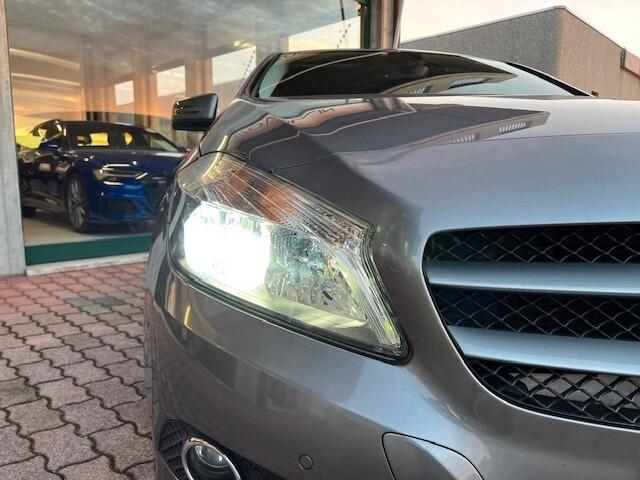 Mercedes-benz A 180 Navi, Sensori, Bluetooth, Neopatentati
