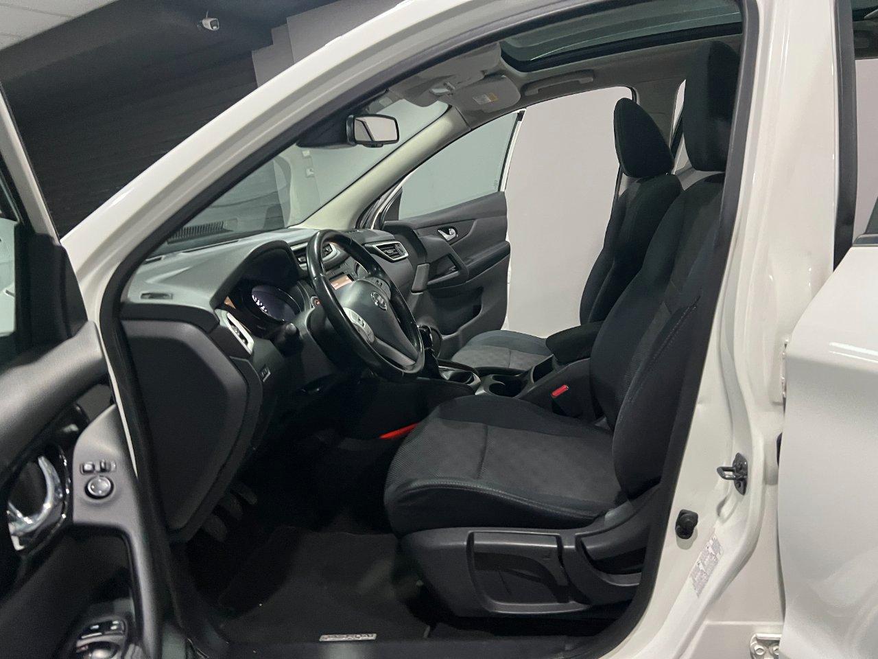 Nissan Qashqai 1.5 dci Tekna 110cv E6 TETTO PANORAMICO