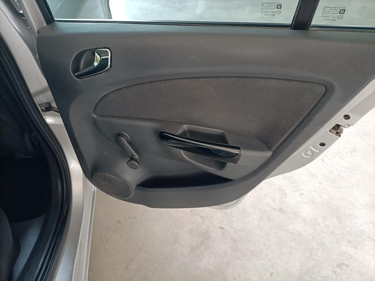 Opel Corsa 1.3 CDTI 95CV F.AP. 5 porte Cosmo - 10/2011