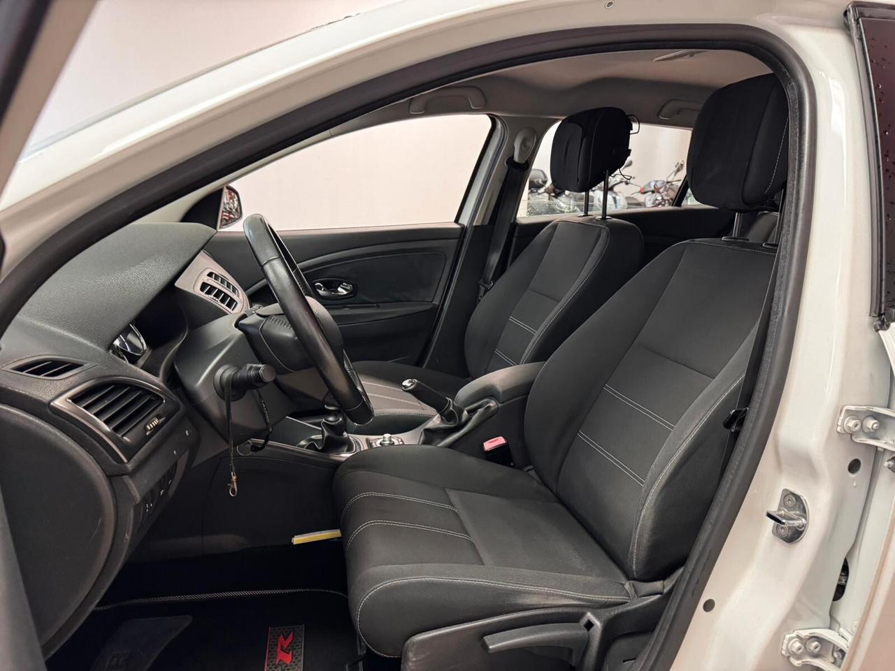 RENAULT MEGANE 1.5 DIESEL 110CV SUPER ACCESSORIATA