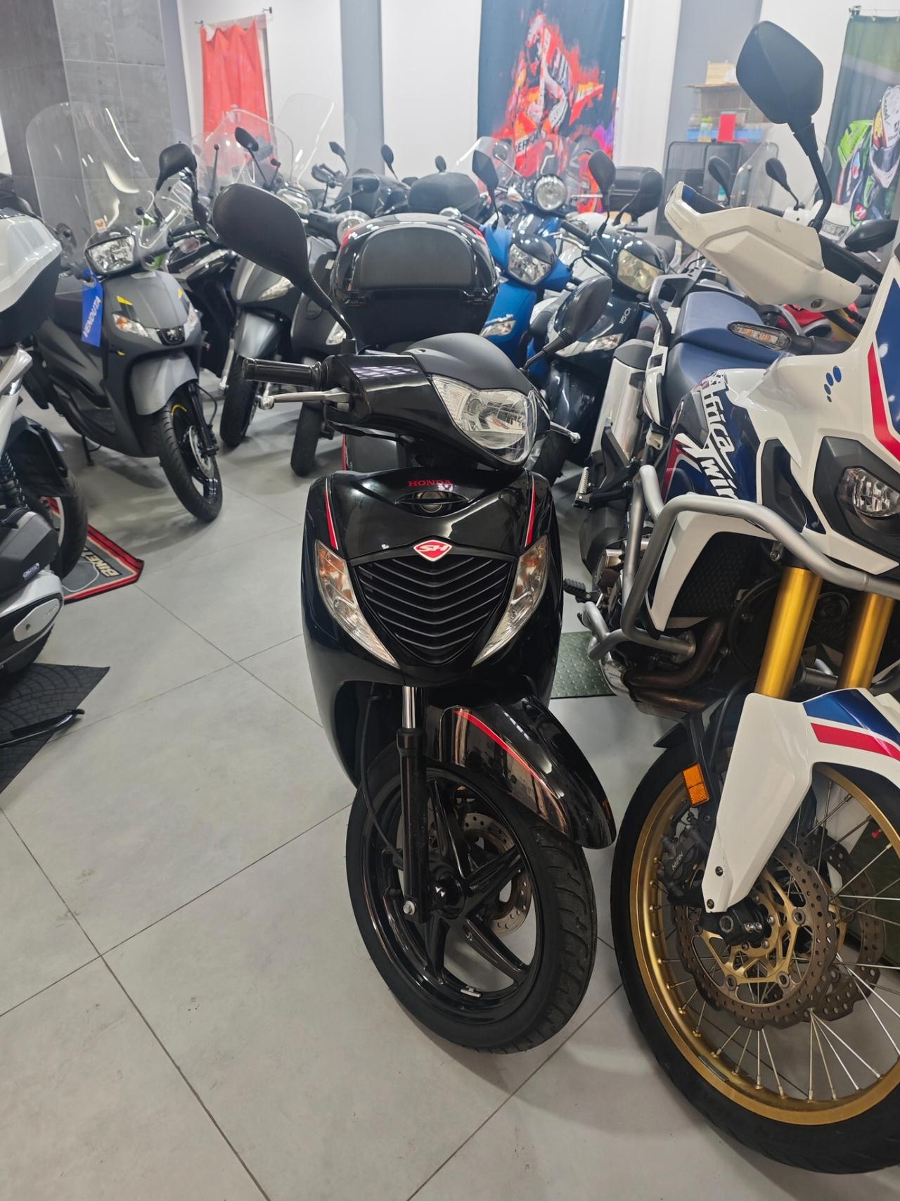 Honda SH 150 Sport