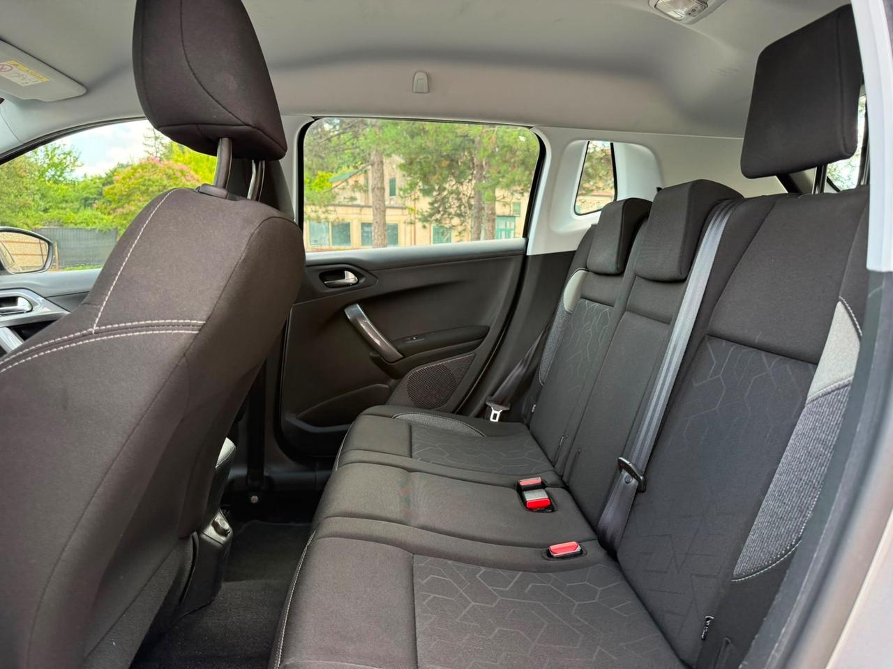 Peugeot 2008 PureTech 82 Allure