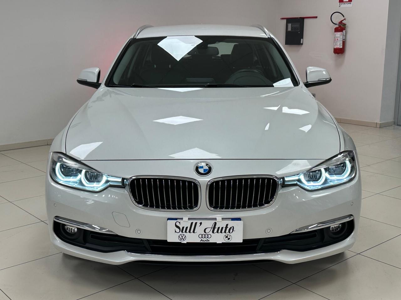 Bmw 318 318d Touring 150 Cv Luxury - 2016