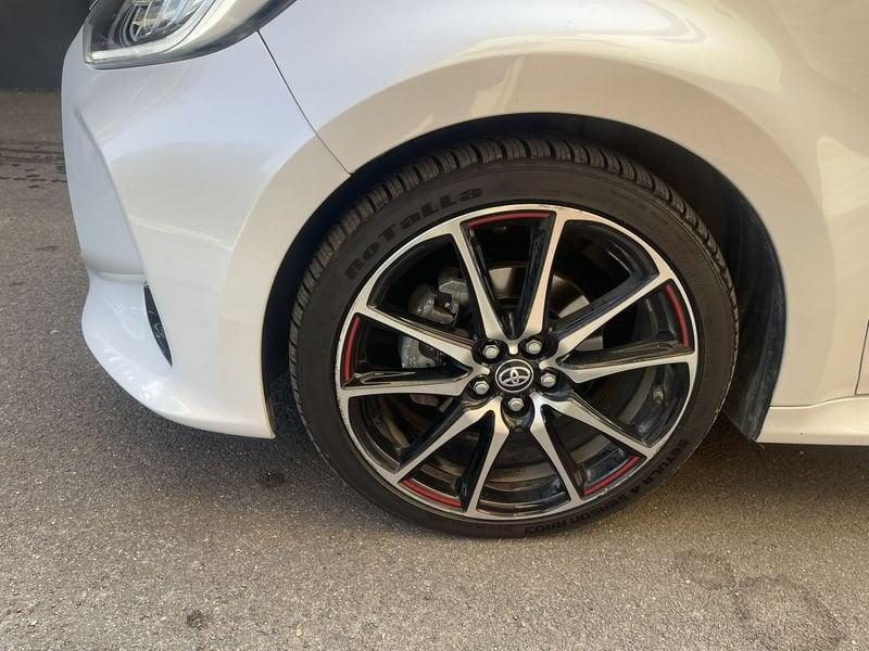 Toyota Yaris Hybrid GR Sport MY22