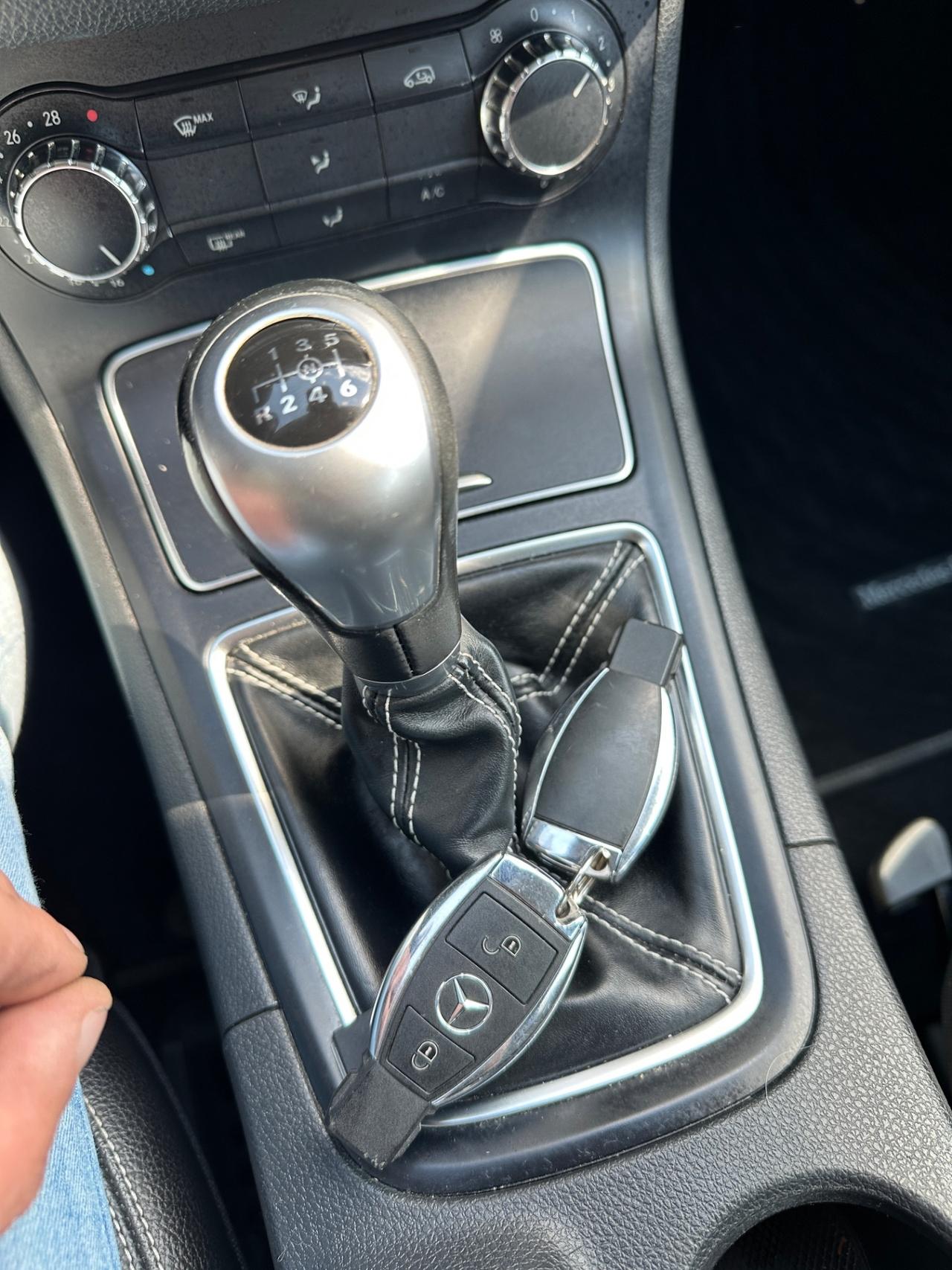 Mercedes-benz B 180 d Premium 110 cv