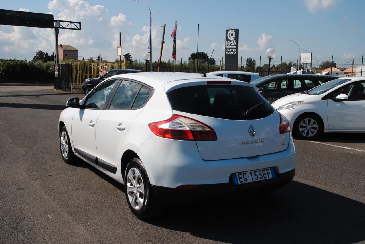 Renault Megane 1.5 dCi 90CV Attractive