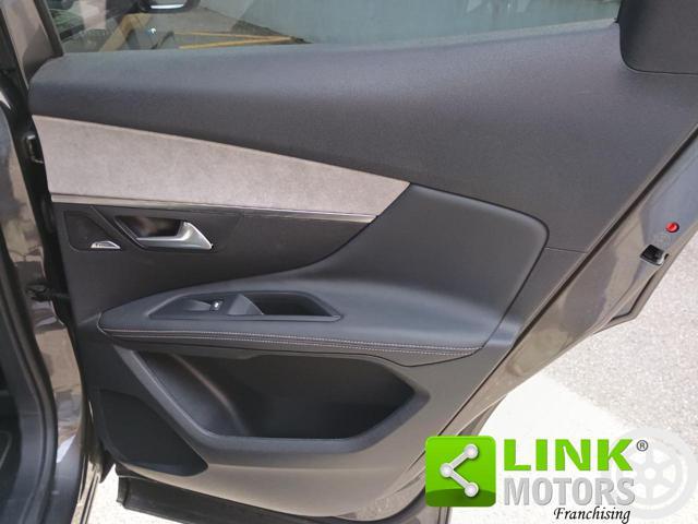 PEUGEOT 3008 Hybrid4 300 e-EAT8 GT Line