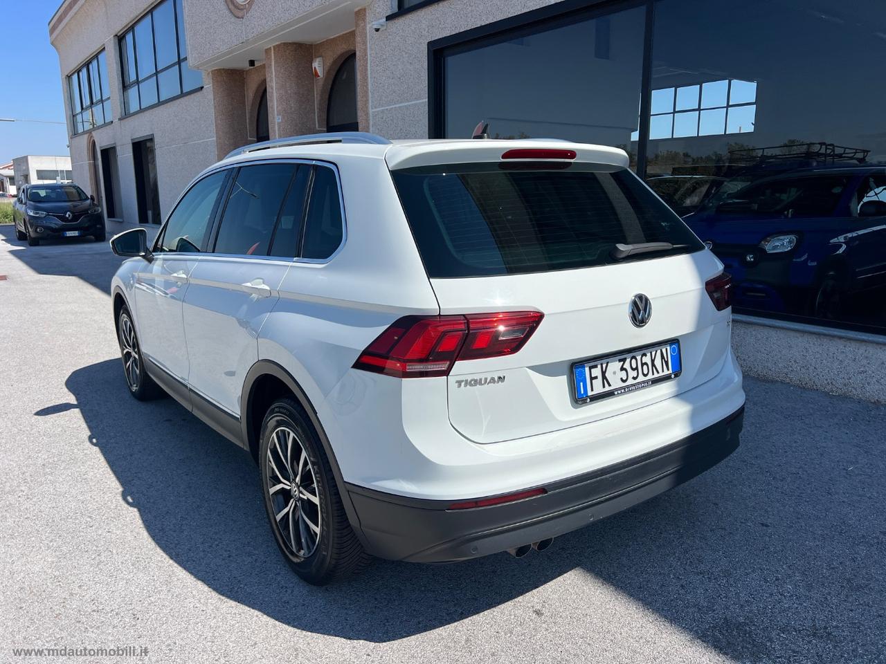 VOLKSWAGEN Tiguan 1.6 TDI Style BMT NAVI SENSORI STUPENDA