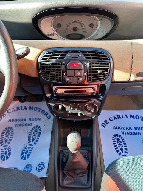 LANCIA Ypsilon Hybrid 1.0 Benz. 70CV Silver - 2022