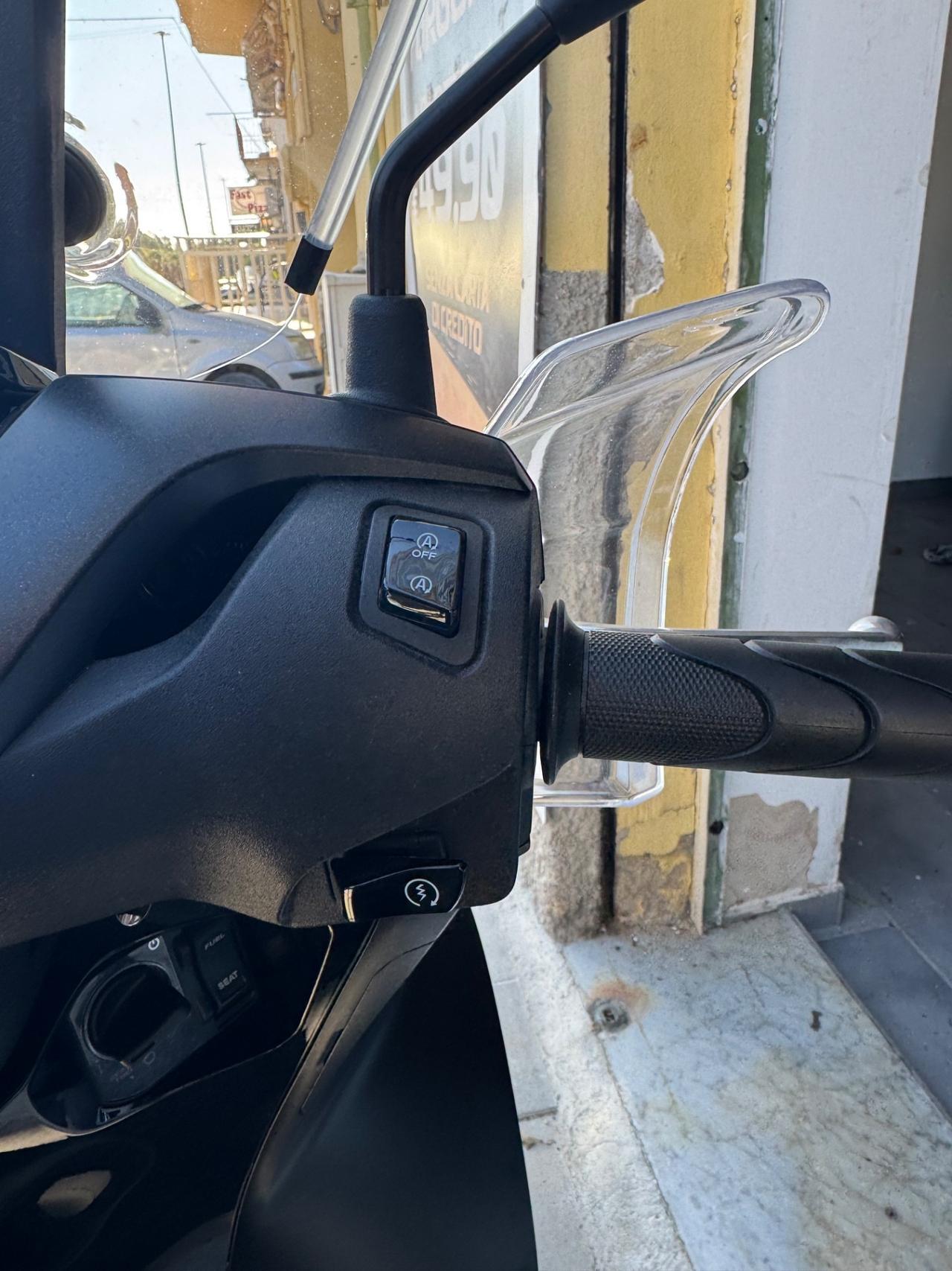 Honda SH 125 Sport