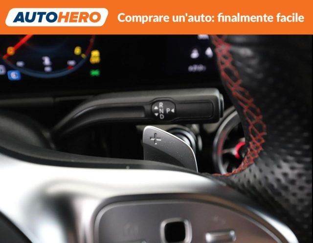 MERCEDES-BENZ GLA 180 d Automatic Premium