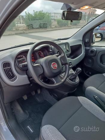 FIAT Panda 1.0 FireFly S&S Hybrid Garmin i.m