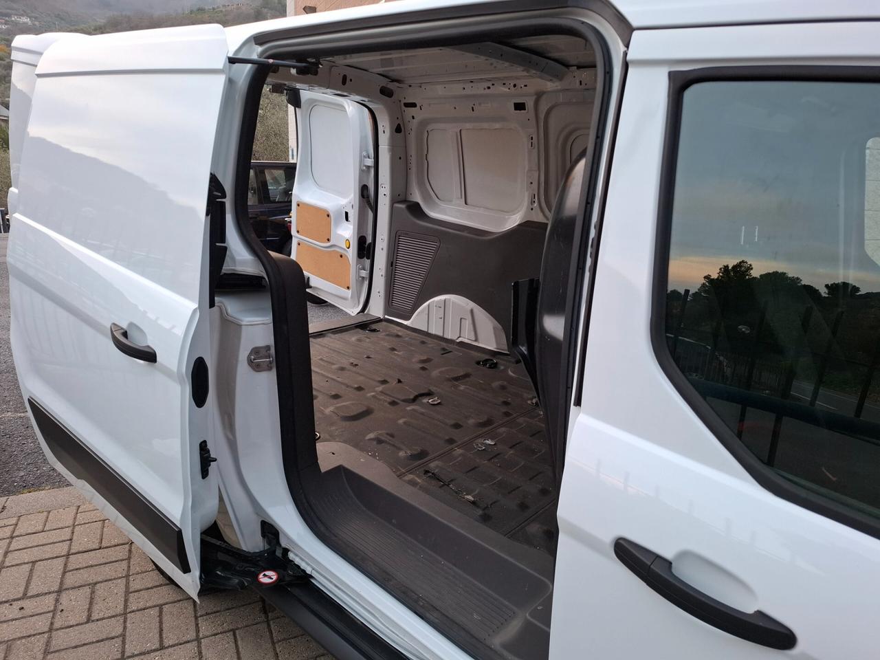 FORD TRANSIT CONNECT 1.5 EBLUE L2H1