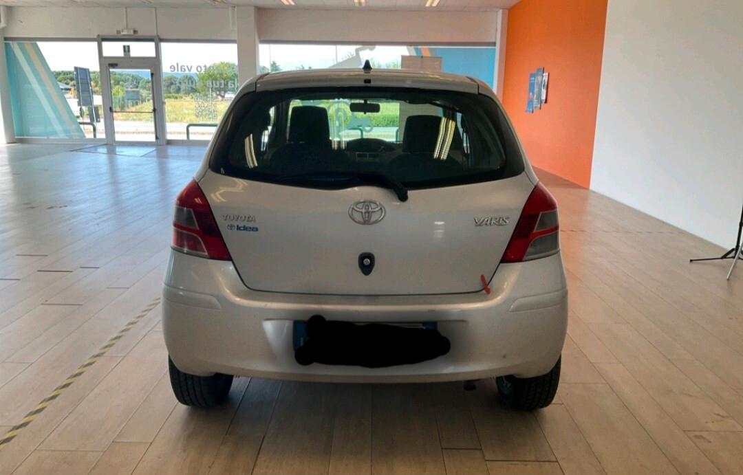 Toyota Yaris 1.4 D-4D DPF 5 porte 2011