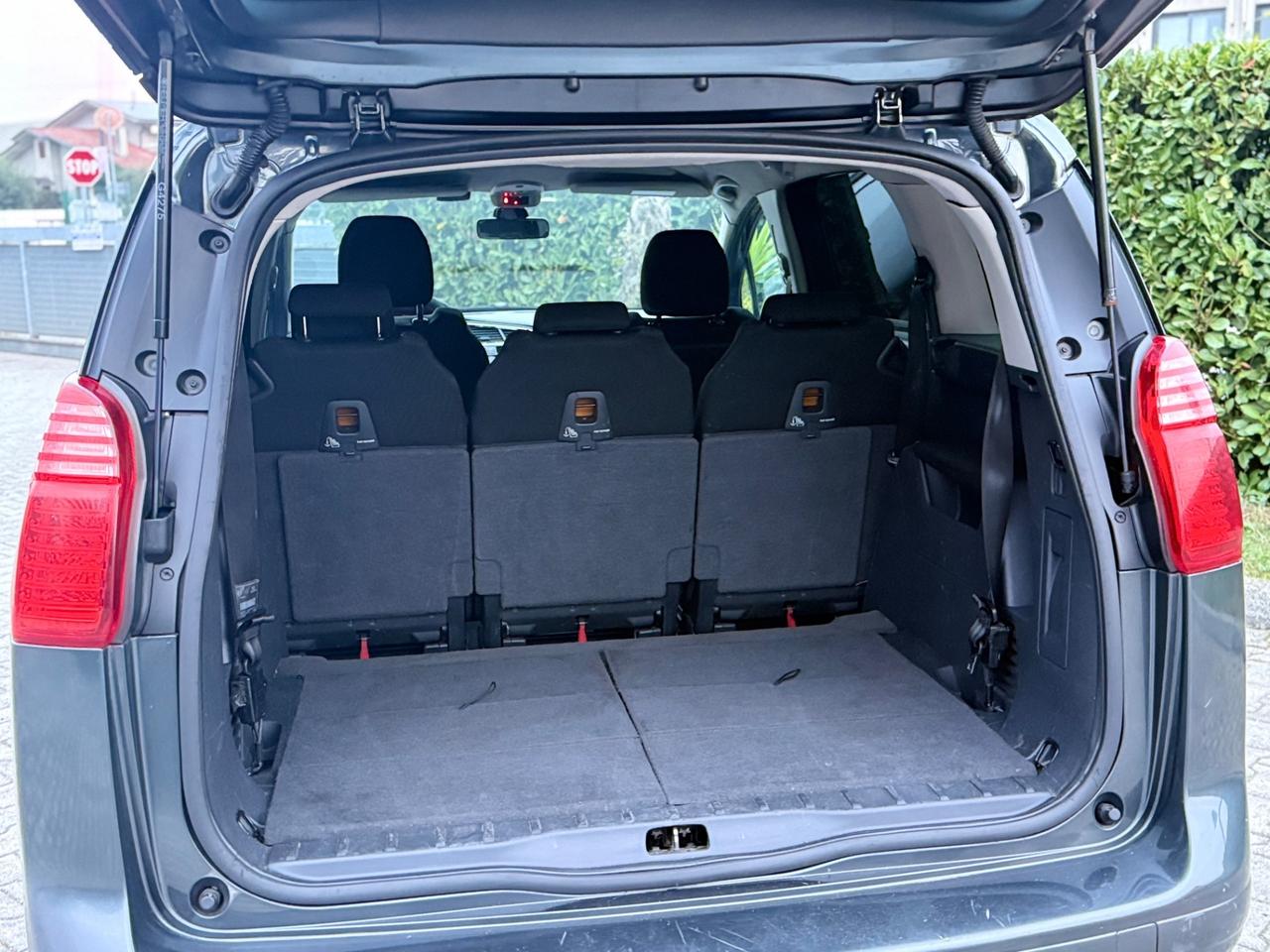 Peugeot 5008 1.6 HDi 110CV 7POSTI