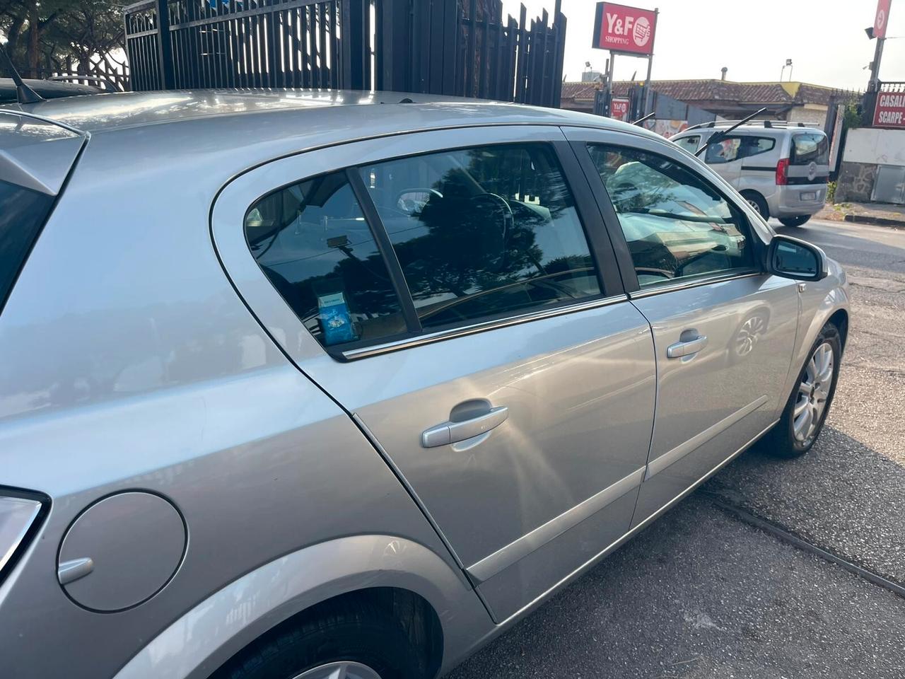 Opel Astra 1.7 16V DTI cat 5 porte Club