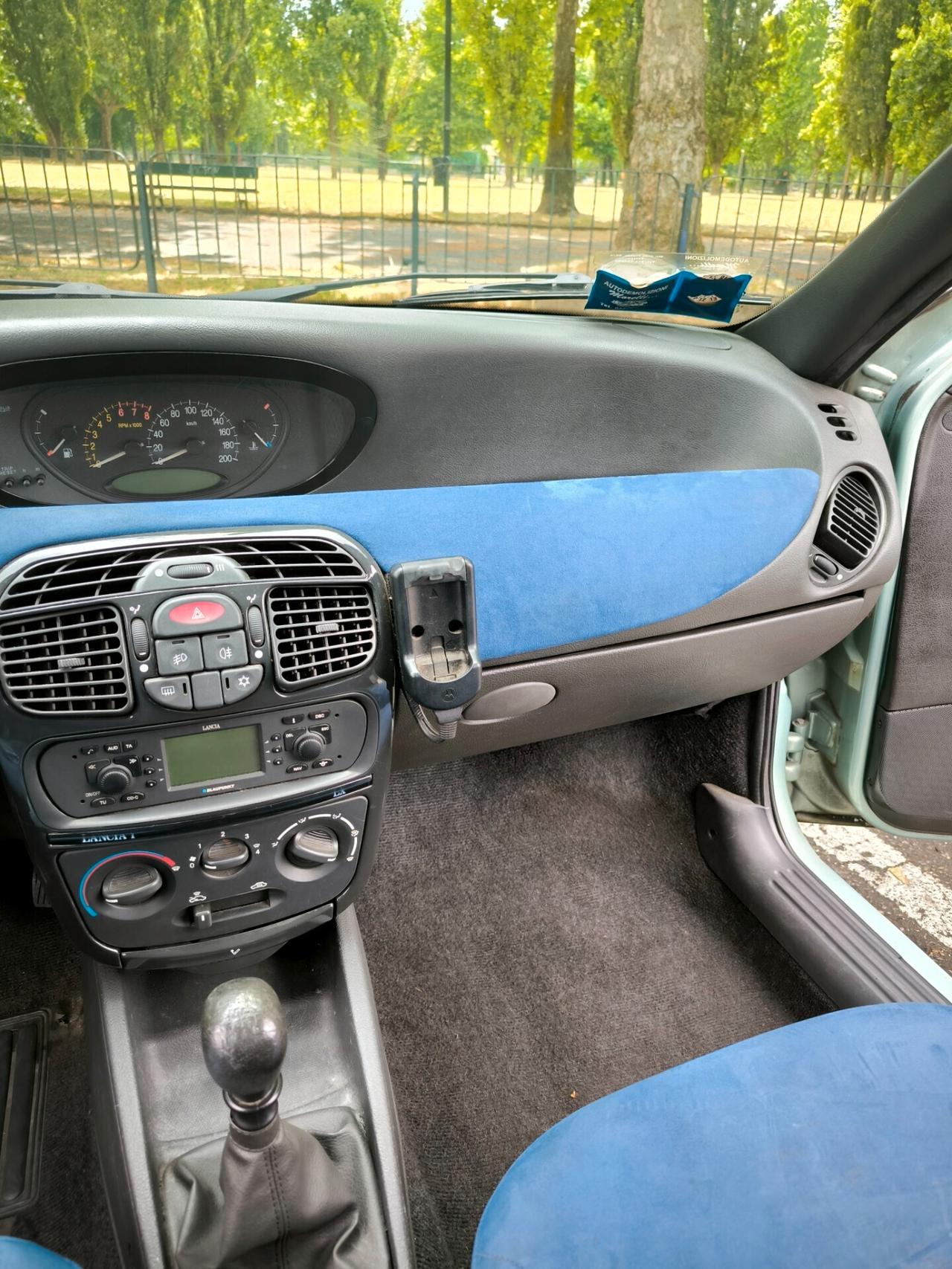 Lancia Y 1.2i 16V cat LX